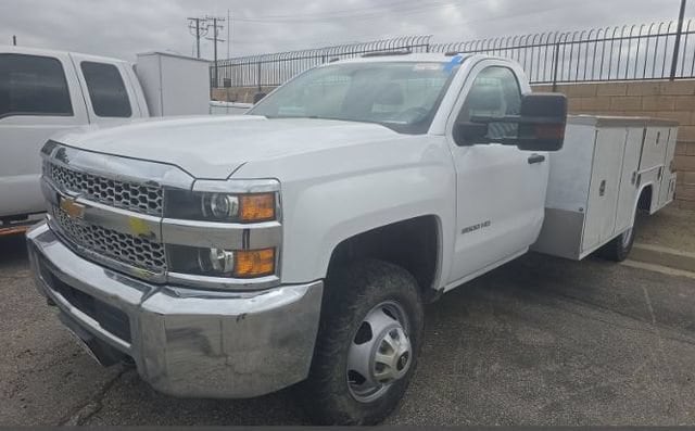 chevrolet silverado 3500 chassis cab 2019 1GB3KVCG7KF261420 image chevrolet silverado 3500 chassis cab 2019 1GB3KVCG7KF261420 image